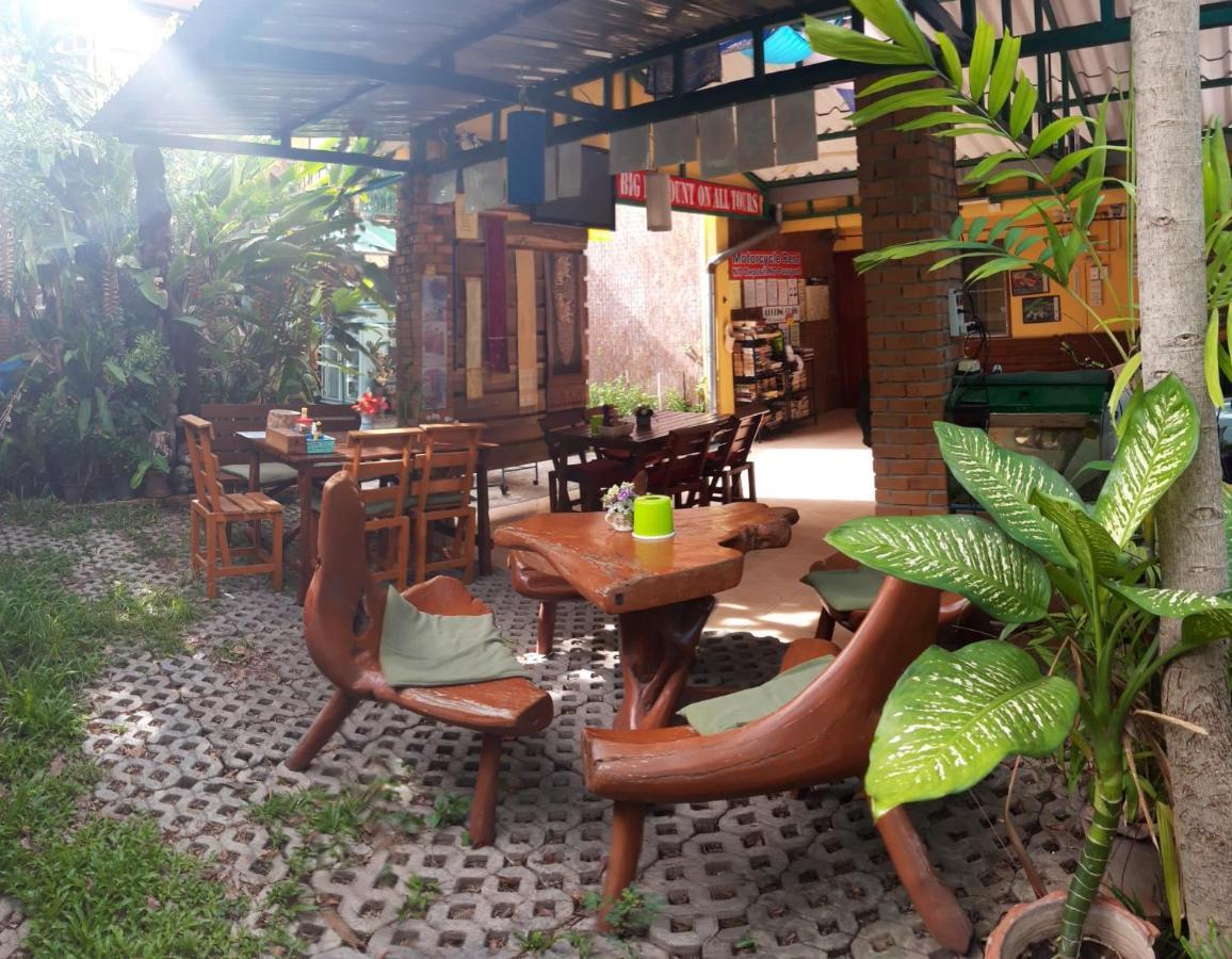 Dutch Cosy Home Chiang Mai Exterior photo